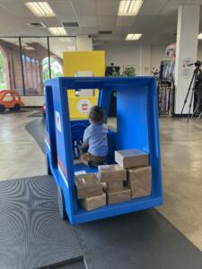 Kids Wonder Mail Truck